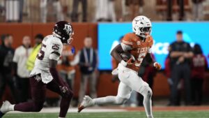 images_ImagnImages_mmsport_all_aggies_01kb70j4gacndwzfh627