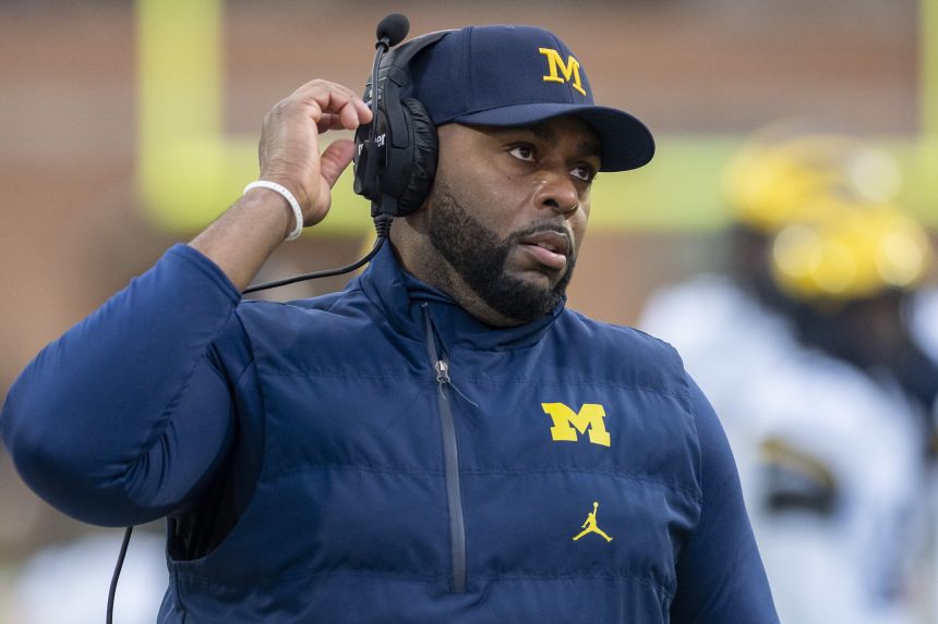 2025-11-22t224232z-1130150040-mt1usatoday27655328-rtrmadp-3-ncaa-football-michigan-at-maryland